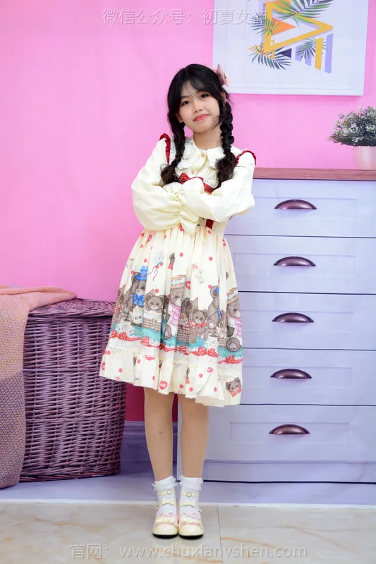 初夏女神 No.220 希希 再见高中 - 初夏女神